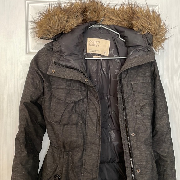 Aritzia Winter Coat - Picture 1 of 13